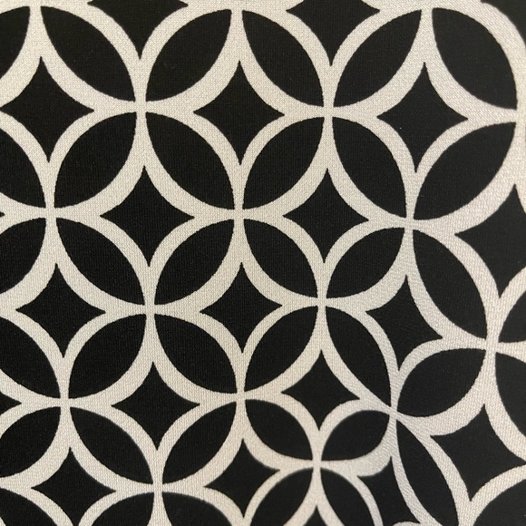 WHBM Mod Geometric Midi-NEW - Picture 5 of 10